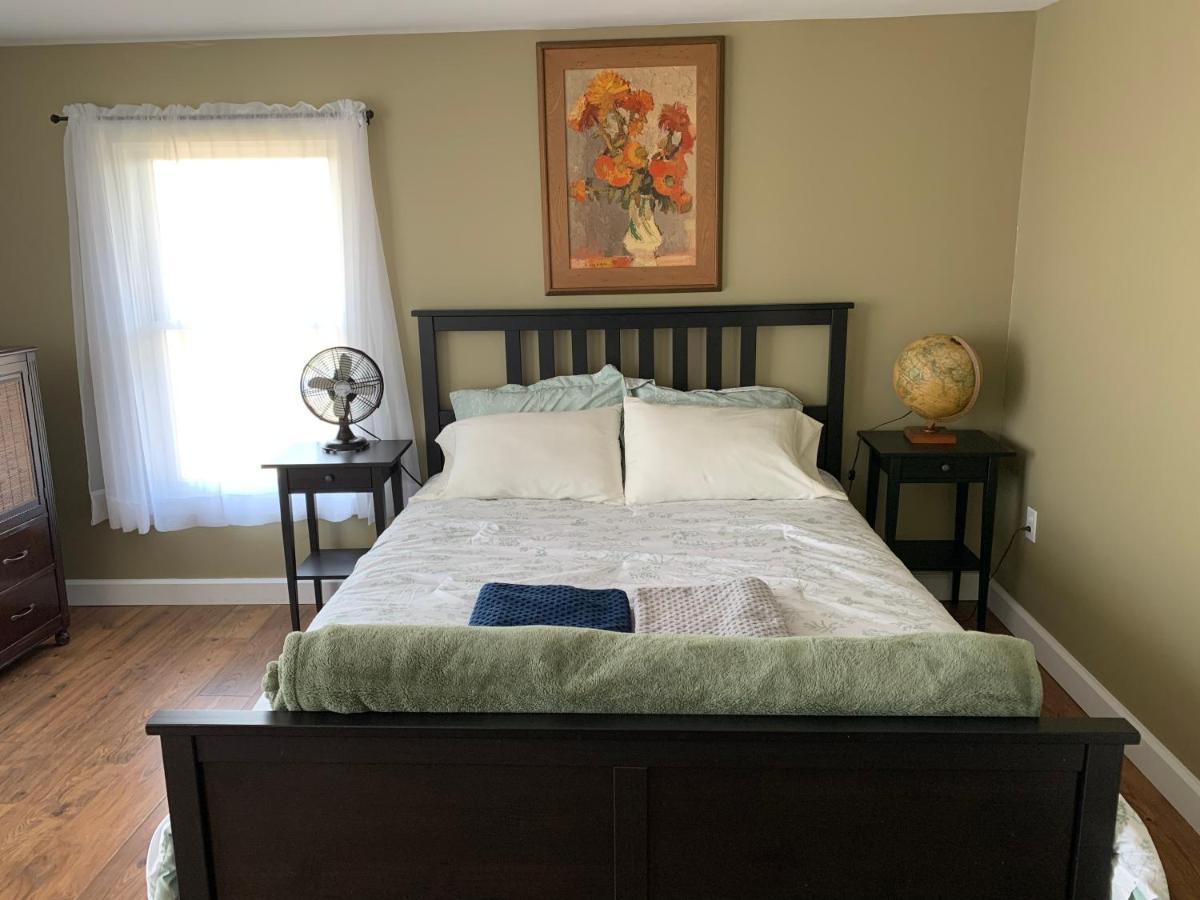 Vineyard Farmhouse With Hot Tub & Lake Views Hammondsport Dış mekan fotoğraf